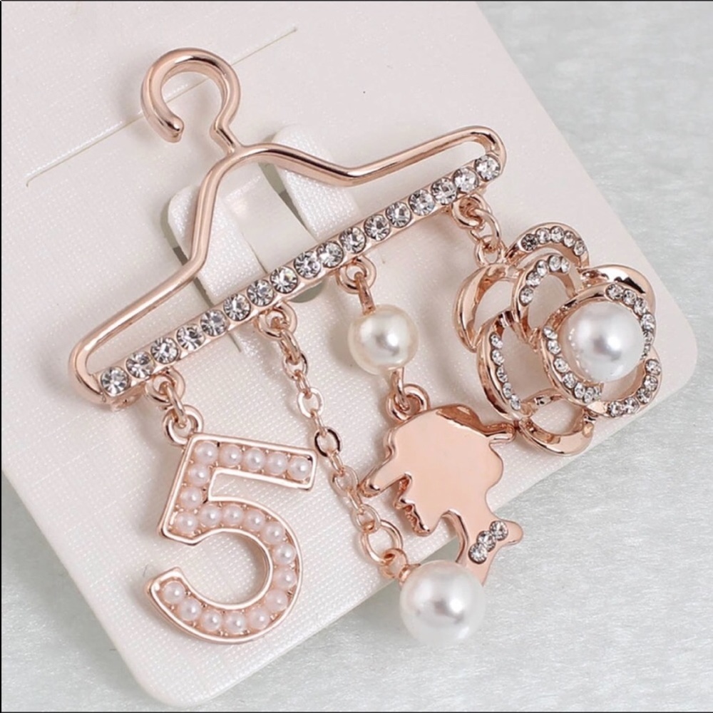 Classy & Fabulous Hanger Brooch